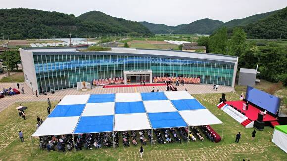 '백산 나라사랑 너른 마당' 기념관 전경. [사진=경남 의령군]