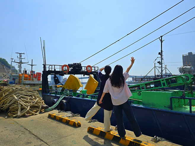 이른 아침, 영덕 강구항 전경/ 사진=김혜성 여행+ 기자