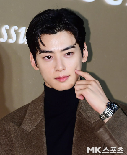 차은우가 군악대 면접을 마치며, 이르면 7월 입대가 유력해졌다.사진=김영구 기자