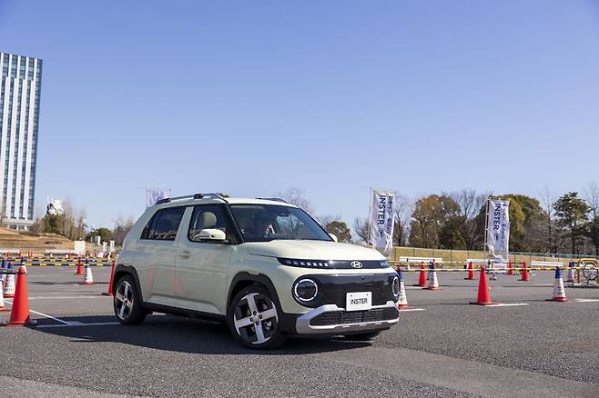 [서울=뉴시스] 현대차가 일본에서 판매 중인 소형 전기차 '인스터(한국명 캐스퍼 일렉트릭)' 모습. (사진=현대차 일본 법인 제공) 2025.03.14 photo@newsis.com *재판매 및 DB 금지