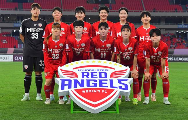 21일 중국 우한에서 열린 2024~2025 AFC 여자 아시아 챔피언스리그 준결승전 멜버른 시티전에 나선 인천 현대제철 선수들. /사진=AFC 제공