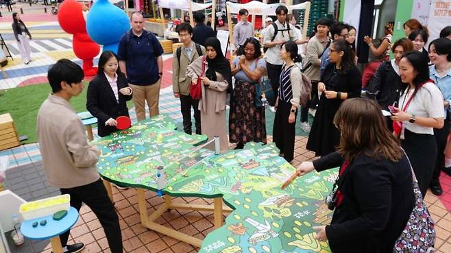 국립통일교육원이 23일 미국 조지메이슨대 국제정치 대학원생들을 대상으로 글로벌 통일교육 프로그램을 진행했다고 밝혔다. (통일부 제공)