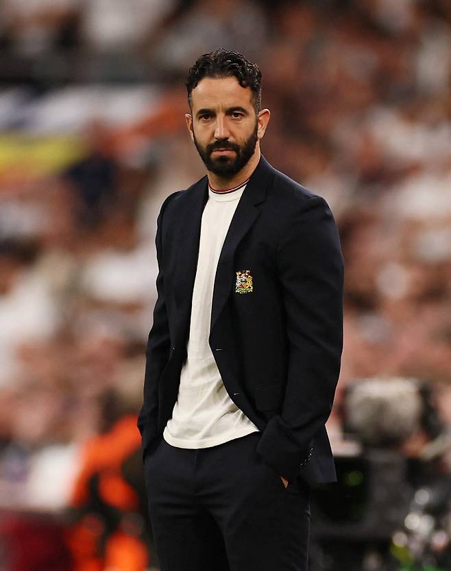 Soccer Football - Europa League - Final - Tottenham Hotspur v Manchester United - San Mames, Bilbao, Spain - May 21, 2025 Manchester United manager Ruben Amorim looks on REUTERS/Isabel Infantes







<저작권자(c) 연합뉴스, 무단 전재-재배포, AI 학습 및 활용 금지>