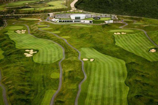 춘천 라비에벨 골프&리조트는 올해 제67회 코오롱 한국오픈을 유치했다. 라비에벨 골프&리조트