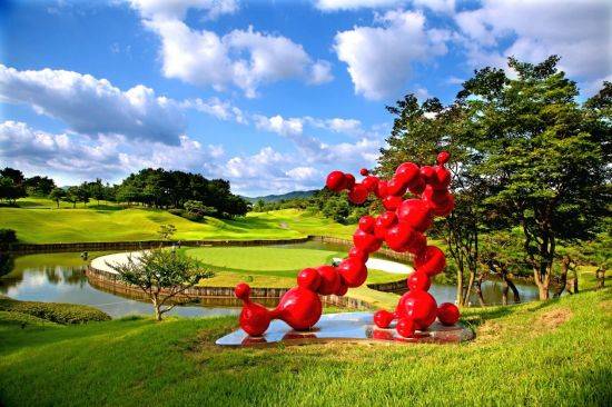 지난해까지 21년 동안 코오롱 한국오픈이 열렸던 우정힐스 컨트리클럽의 코스 전경이다. 우정힐스 컨트리클럽