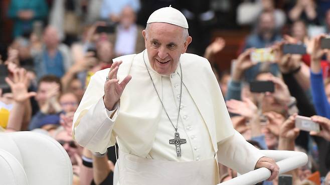 프란치스코 교황은 바티칸의 재정 투명성 제고를 위해 노력했다