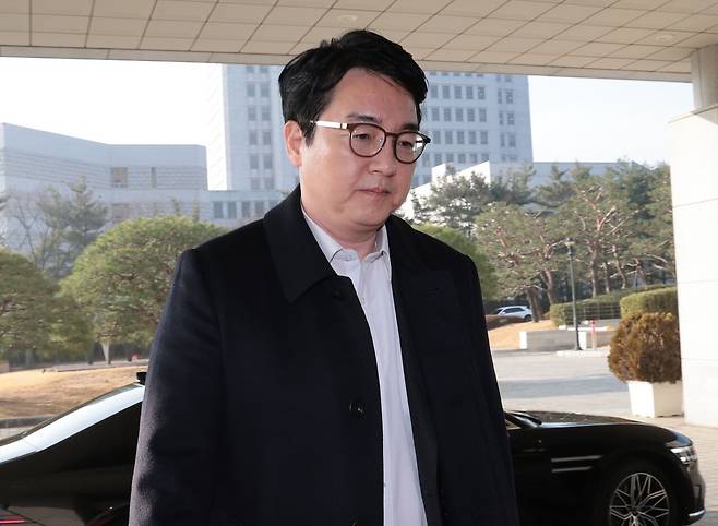 심우정 검찰총장의 시간이 도래했다. 차기 대권 주자인 이재명 더불어민주당 대표가 검찰 조직을 기소청으로 격하하는 것을 골자로 하는 검찰 개혁을 공약한 가운데, 조직의 영속성을 위해 그가 무슨 선택을 할지 주목된다. [연합뉴스]