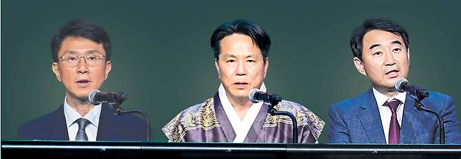 박종원(왼쪽부터) 산업통상자원부 통상차관보, 김영채 한·아프리카재단 이사장, 정기홍 외교부 공공외교대사