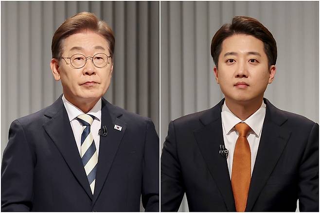 더불어민주당 이재명(왼쪽)·개혁신당 이준석 대선후보가 23일 서울 여의도 KBS 스튜디오에서 열린 제21대 대선 2차 후보자 토론회를 준비하고 있다. ⓒ국회사진기자단