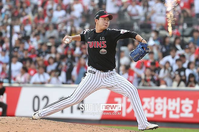 ▲ 다음 주 불펜 피칭과 실전 등판을 거쳐 1군 복귀 시점을 저울질할 유영찬 ⓒ곽혜미 기자