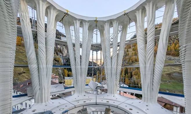 3D프린팅 건축은 건물 기둥과 외벽 등을 다양한 형태로 만들 수 있는 게 장점이다. 취리히연방공대 제공