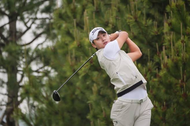 ‘KPGA 챌린지투어 7회 대회’ 우승을 차지한 백무곤. KPGA 제공