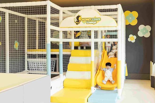 더블트리 바이 힐튼 서울 판교의 키즈 전용 공간 ‘허니콤 라운지’ *재판매 및 DB 금지