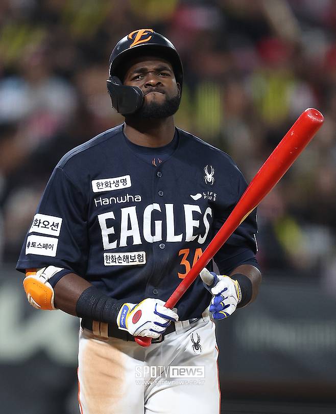 ▲ 올 시즌 야슬아슬한 행보를 이어 가고 있는 한화 플로리얼 ⓒ곽혜미 기자