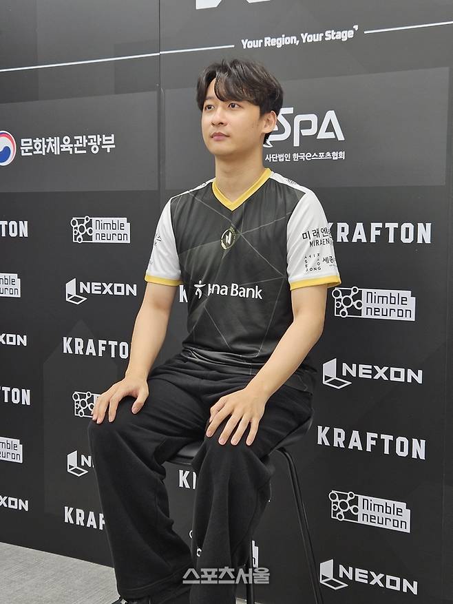 FN세종 이원상이 25일 부산 진구 부산e스포츠경기장에서 열린 2025 KEL FC모바일 A조 승리 후 인터뷰에 임하고 있다. 사진 | 강윤식 기자 skywalker@sportsseoul.com