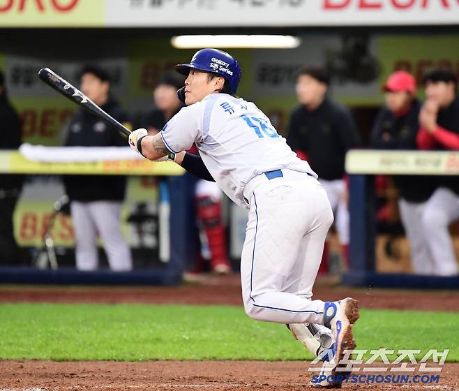 24일 대구 삼성라이온즈파크에서 열린 KBO리그 삼성과 KIA의 경기. 4회 2사 만루. 싹쓸이 3타점 2루타 날린 류지혁. 대구=송정헌 기자songs@sportschosun.com/2025.05.24/