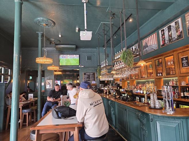 런던 왔습니다!