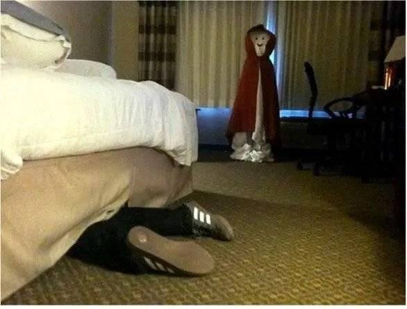 해외 호텔 투숙객들의 장난.jpg