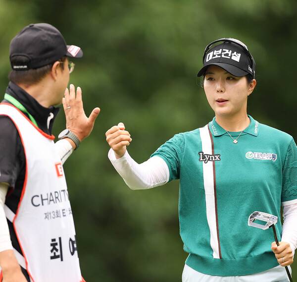 2025년 한국여자프로골프(KLPGA) 투어 제13회 E1채리티 오픈 대회 우승 경쟁에 뛰어든 최예림 프로가 2라운드에서 경기하는 모습이다. 사진제공=KLPGA