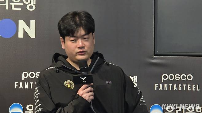 유상욱 감독. 김영건 기자