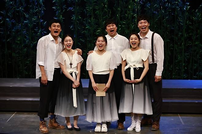 연극 사진신부의 한 장면. 사진신부는 사진 한 장으로 결혼을 결정해 하와이로 이주한 이주여성들의 이야기를 다룬 작품이다. 이혜진 사진작가 제공