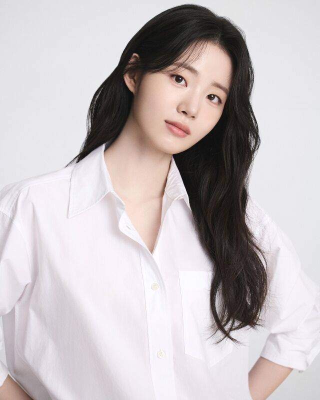 배우 신시아 / 앤드마크