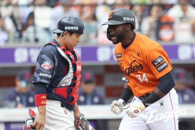 한화 이글스 에스테반 플로리얼./한화 이글스