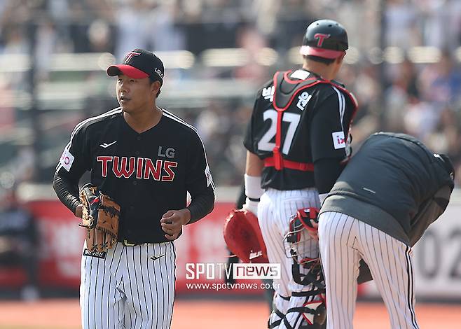 ▲ LG 불펜의 핵심으로 활약했던 정우영은 계속된 부진에 존재감이 약해지고 있다ⓒ곽혜미 기자