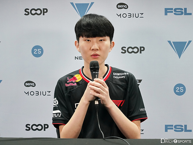 자신의 키퍼 컨트롤의 비결로 '감'을 꼽은 '호석' 최호석.