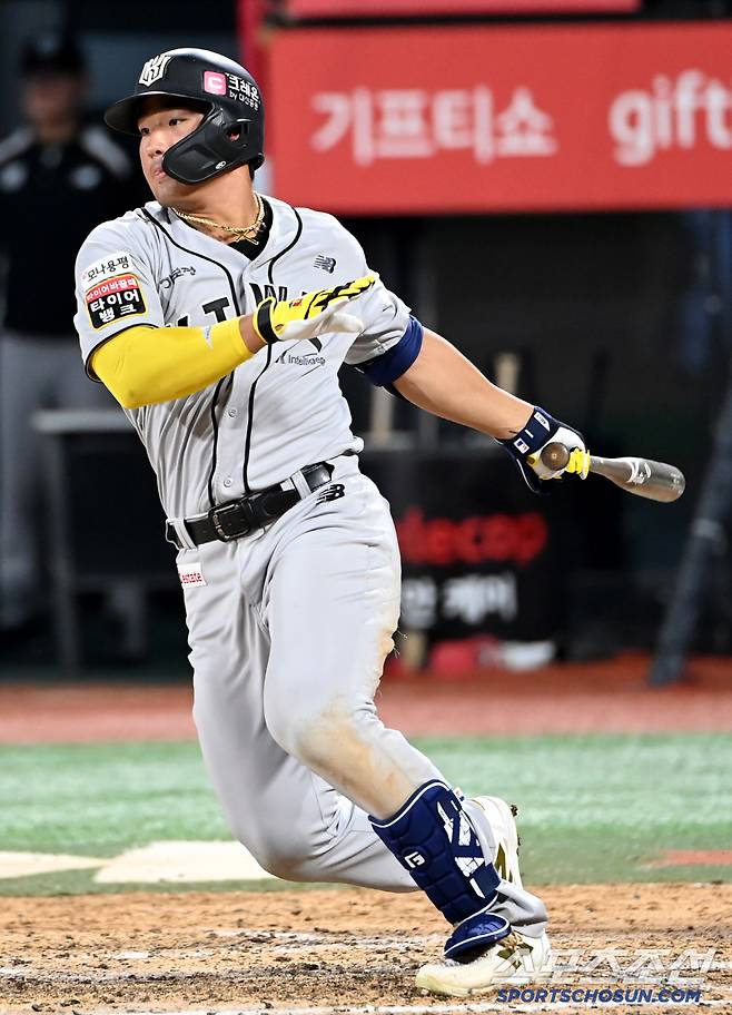 22일 수원KT위즈파크에서 열린 KIA와 KT의 경기, 타격을 하는 KT 안현민. 수원=허상욱 기자wook@sportschosun.com/2025.05.22/