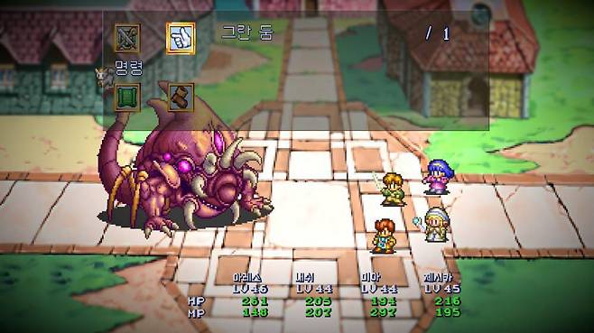 턴제 전투에 실시간 자동 전투를 가미한 루나 시리즈