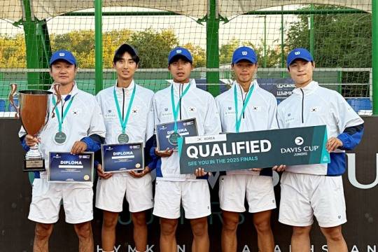 지역예선 준우승한 한국 U-16 남자 테니스 대표팀. 사진[연합뉴스]