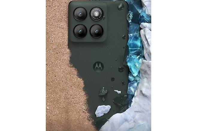 모토로라 엣지 2025. /사진=폰아레나