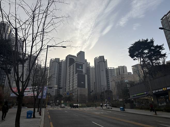 마포구 아현동 ‘마포래미안푸르지오’ 단지 전경. [정주원 기자]