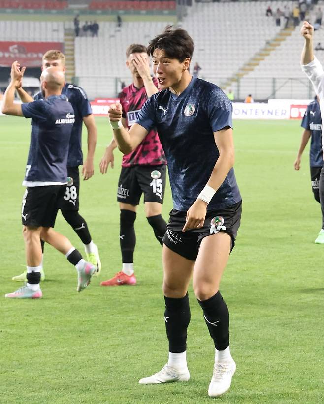 황의조. 알라니아스포르 인스타그램