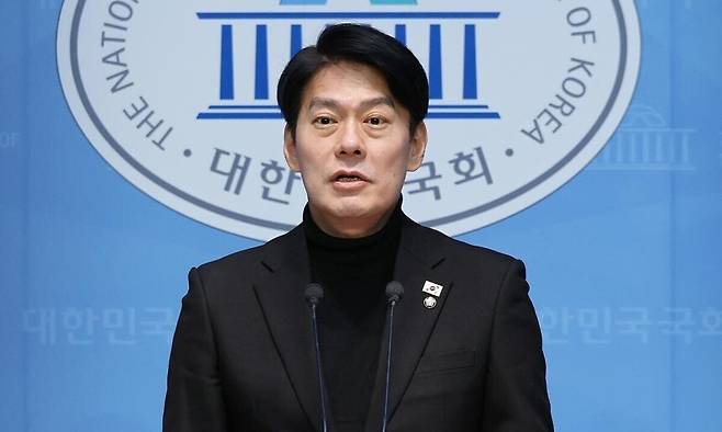 한민수 선대위 대변인. 연합뉴스