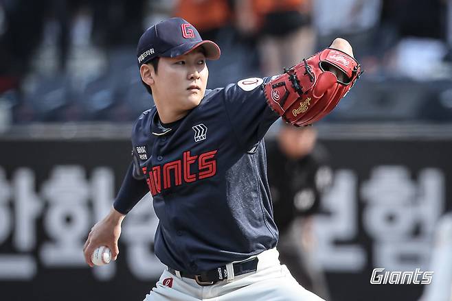 롯데 최준용이 25일 대전 한화전에 구원등판해 역투하고 있다. 사진제공|롯데 자이언츠