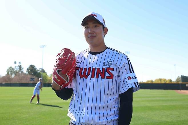 ▲ 와인드업 대신 셋포지션으로 던지며 밸런스를 찾고, 포크볼을 다시 던지며 경기력을 향상시키고 있는 손주영 ⓒ LG 트윈스