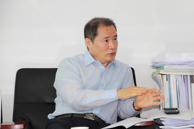 인터뷰하는 최철호 시청자미디어재단 이사장 [시청자미디어재단 제공. 재판매 및 DB 금지]