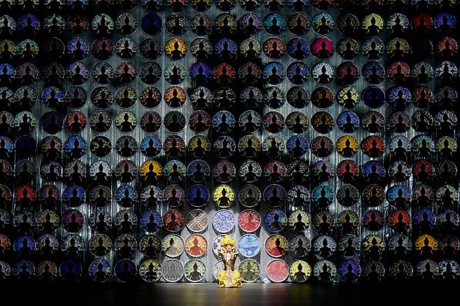 안은미컴퍼니의 신작 ‘동방미래특급’의 한 장면.(사진=안은미컴퍼니, 옥상훈)