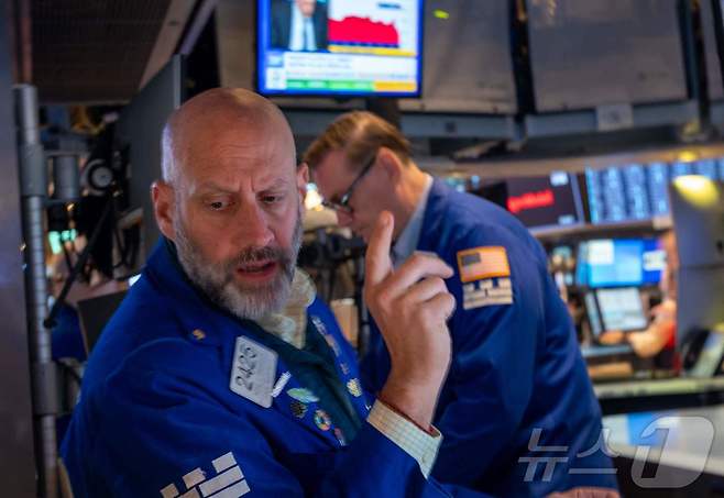 뉴욕증권거래소 트레이더들  ⓒ AFP=뉴스1