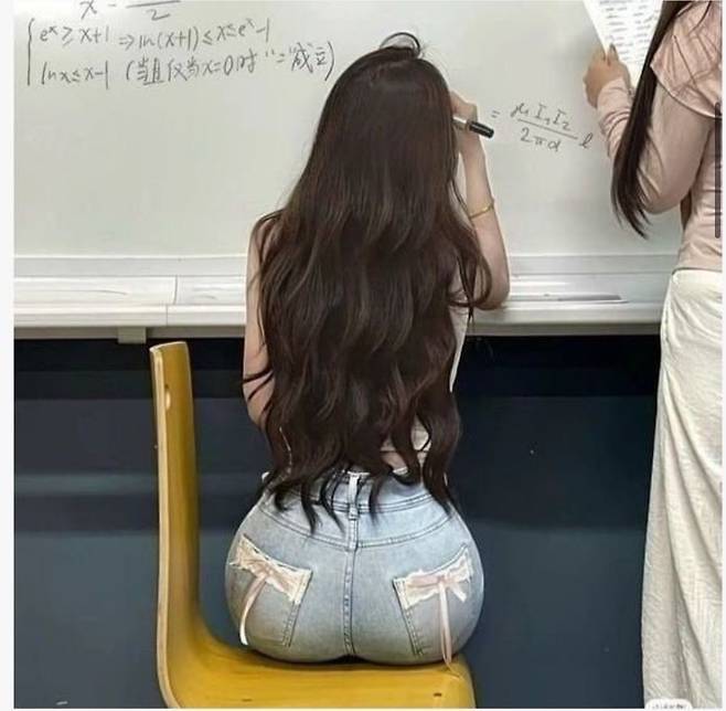 요즘 보정 속옷 근황.jpg