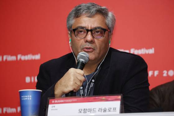 '신성한 나무의 씨앗'은 국내에선 지난해 열린 제29회 부산국제영화제에서 처음 상영됐다. 모함마드 라슬로프 감독(사진)은 당시 뉴 커런츠 심사위원으로 참여했었다. 연합뉴스