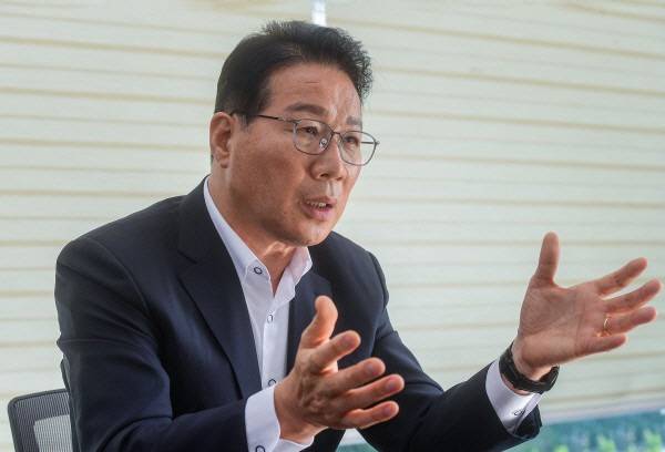 김진홍 동구청장. 국제신문 DB