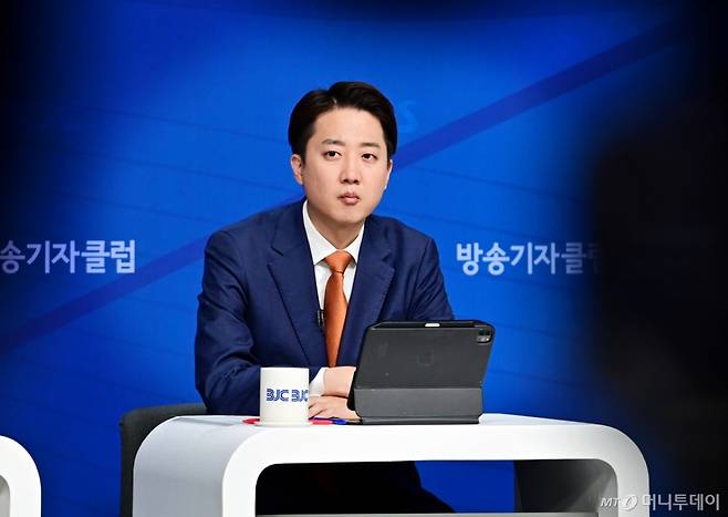 이준석 개혁신당 대통령 후보가 26일 오전 서울 양천구 한국방송회관에서 열린 한국방송기자클럽(BJC) 초청 토론회에 참석하고 있다. (공동취재) 2025.5.26/사진=뉴스1 /사진=(서울=뉴스1) 신웅수 기자