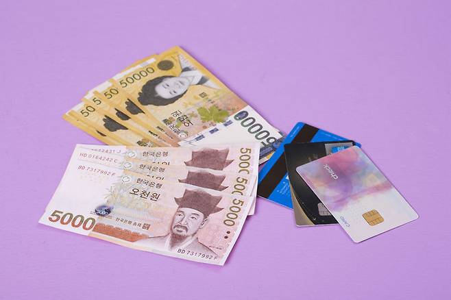 [서울=뉴시스] 체크카드 이미지.(사진=유토이미지) *재판매 및 DB 금지