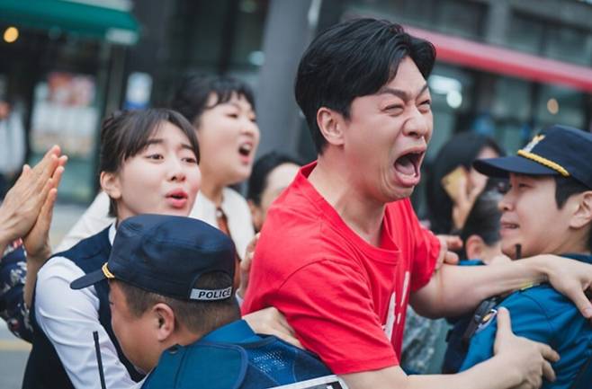 정상훈, 오대환, 이수지가 드라마 '살롱 드 홈즈'에서 활약한다. ENA 제공