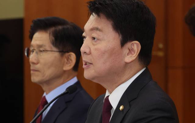 안철수 국민의힘 공동선거대책위원장이 22일 서울 여의도 한국거래소에서 열린 중앙선거대책위원회 현장 회의에서 발언하고 있다. 성형주 기자