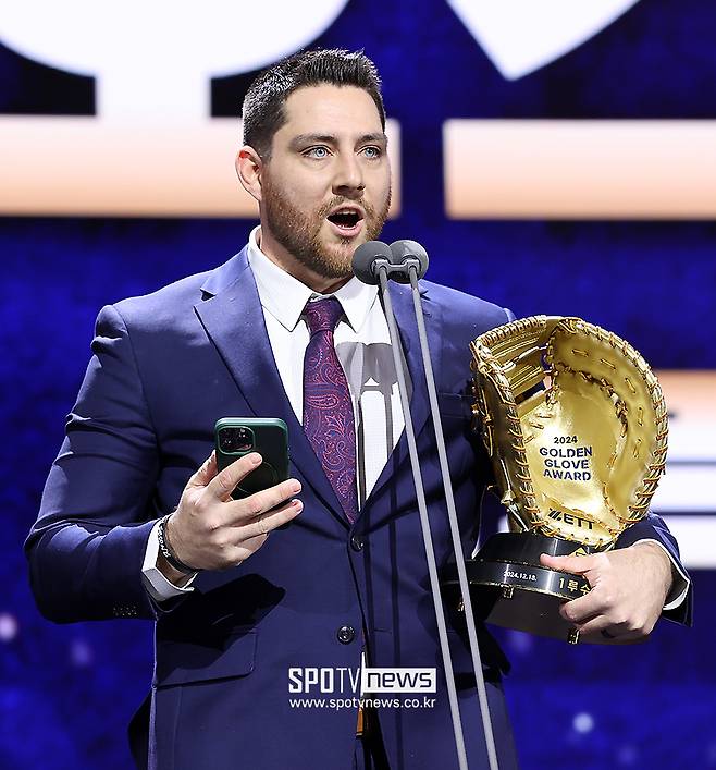 ▲ 기존 영입 선수의 신체검사 탈락 이후 선택된 오스틴은 3년 연속 골든글러브를 향해 나아가고 있다 ⓒ곽혜미 기자