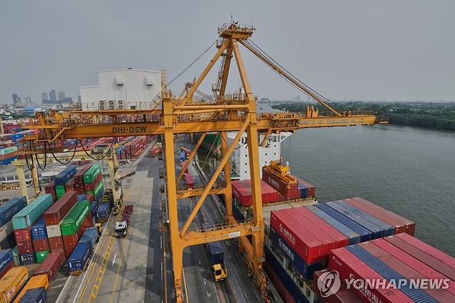 태국 방콕 무역항 [AP 연합뉴스 자료사진. 재배포 및 판매 금지]